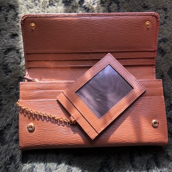 Auth PRADA long Vitello Wallet - Epi leather chestnut color w/ detachable ID tag - Picture 9 of 16